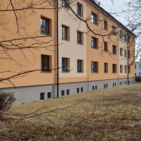 Apartament Bytecek U Nadrazi Trzeboń