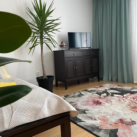 Bytecek U Nadrazi Apartment *
